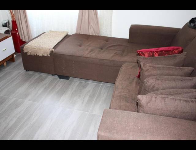 2 BEDROOM APARTMENT FOR SALE IN FLEURHOF